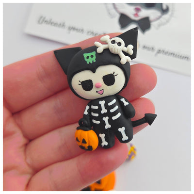 1 × Clay Figure - Hello Kitty Halloween (3 variants)