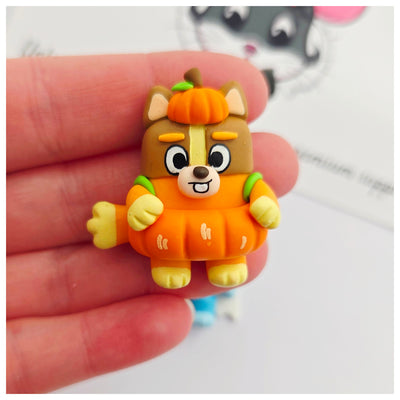 1 x Clay Figure - Halloween Pups (2 variants)