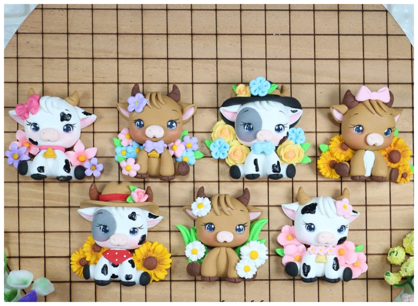 1 x Clay Figure (5cm) - COWS -  7 VARIANTS