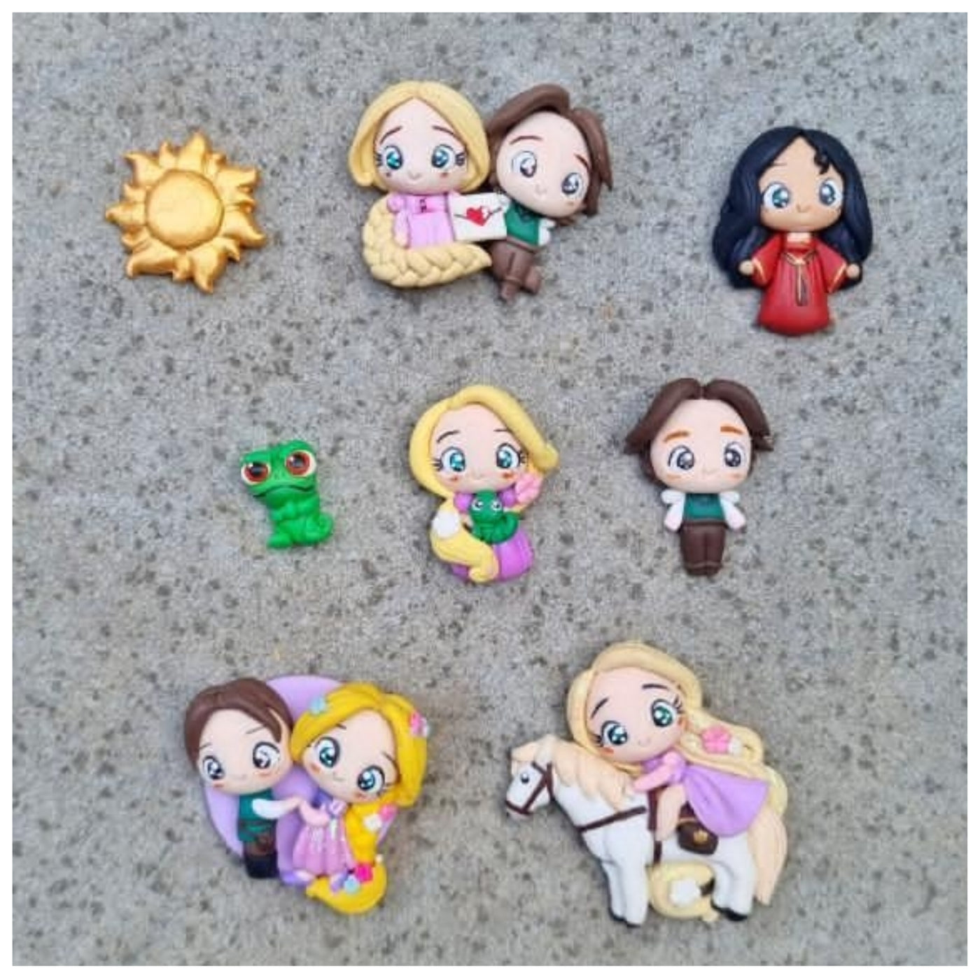 1 x Clay Figure - Tangled Crew (8 variants)