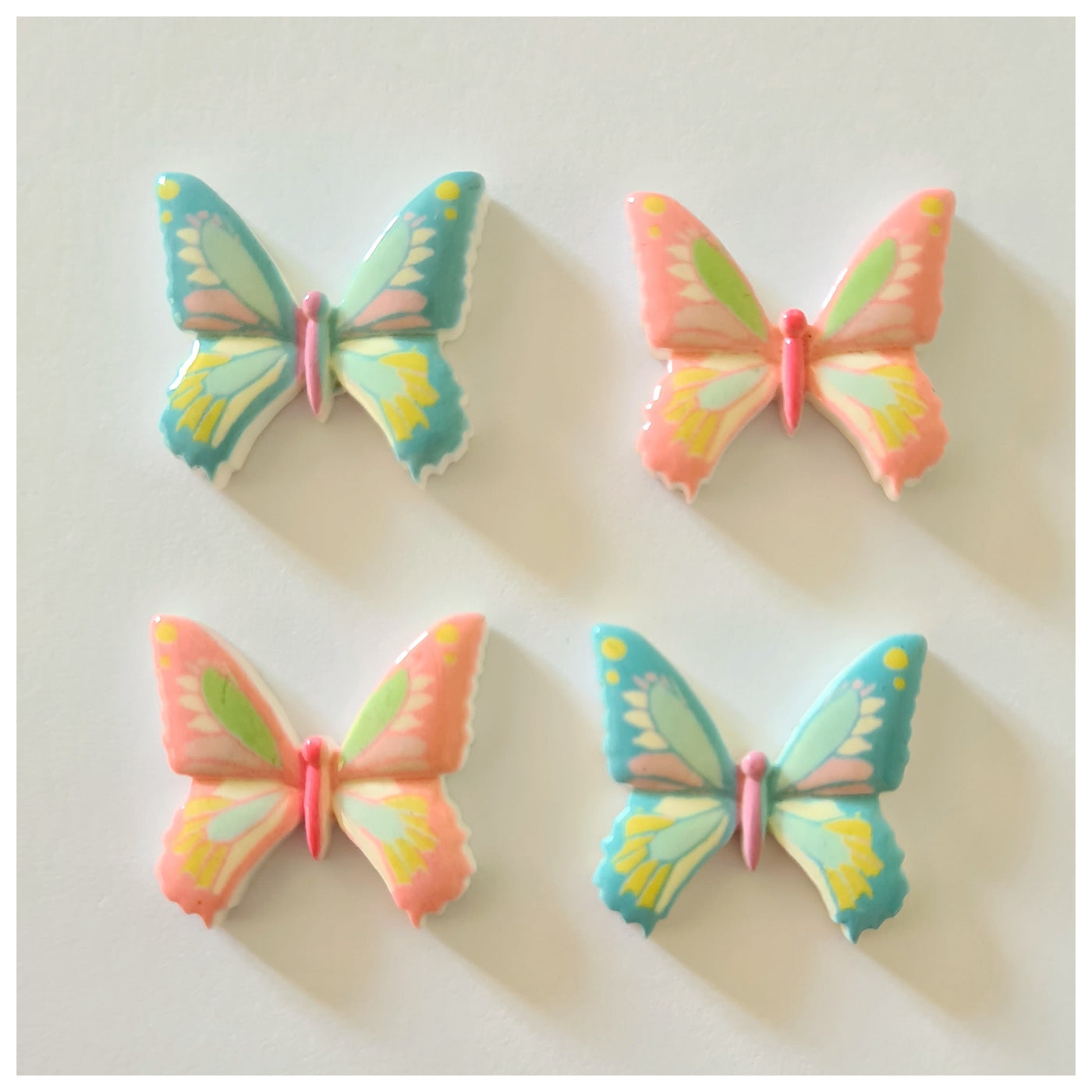 5 x Butterfly Embellishments (2 colour options)