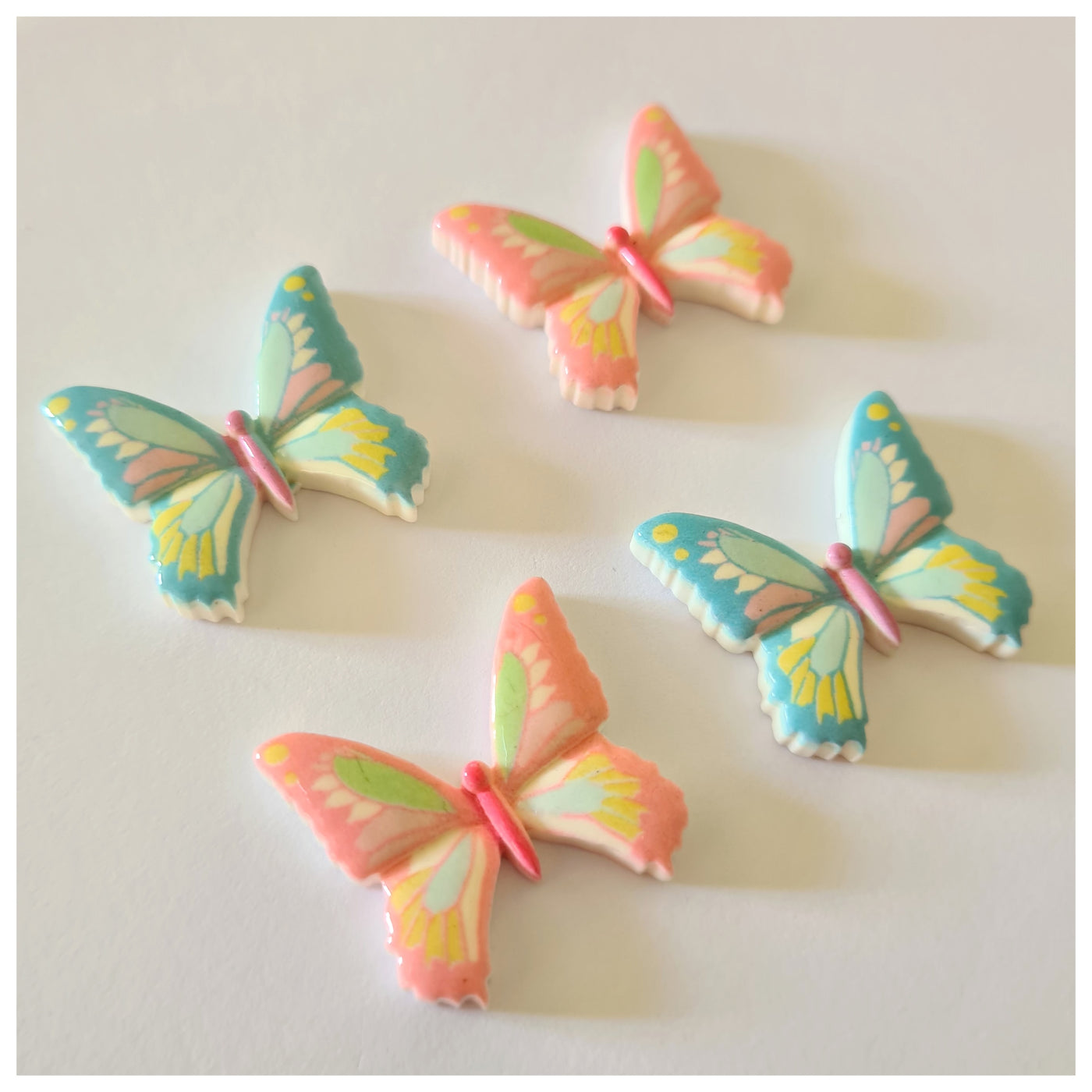 5 x Butterfly Embellishments (2 colour options)