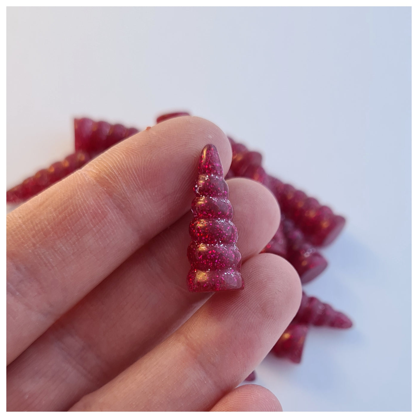 5 x Raspberry Unicorn Horn Embellishments