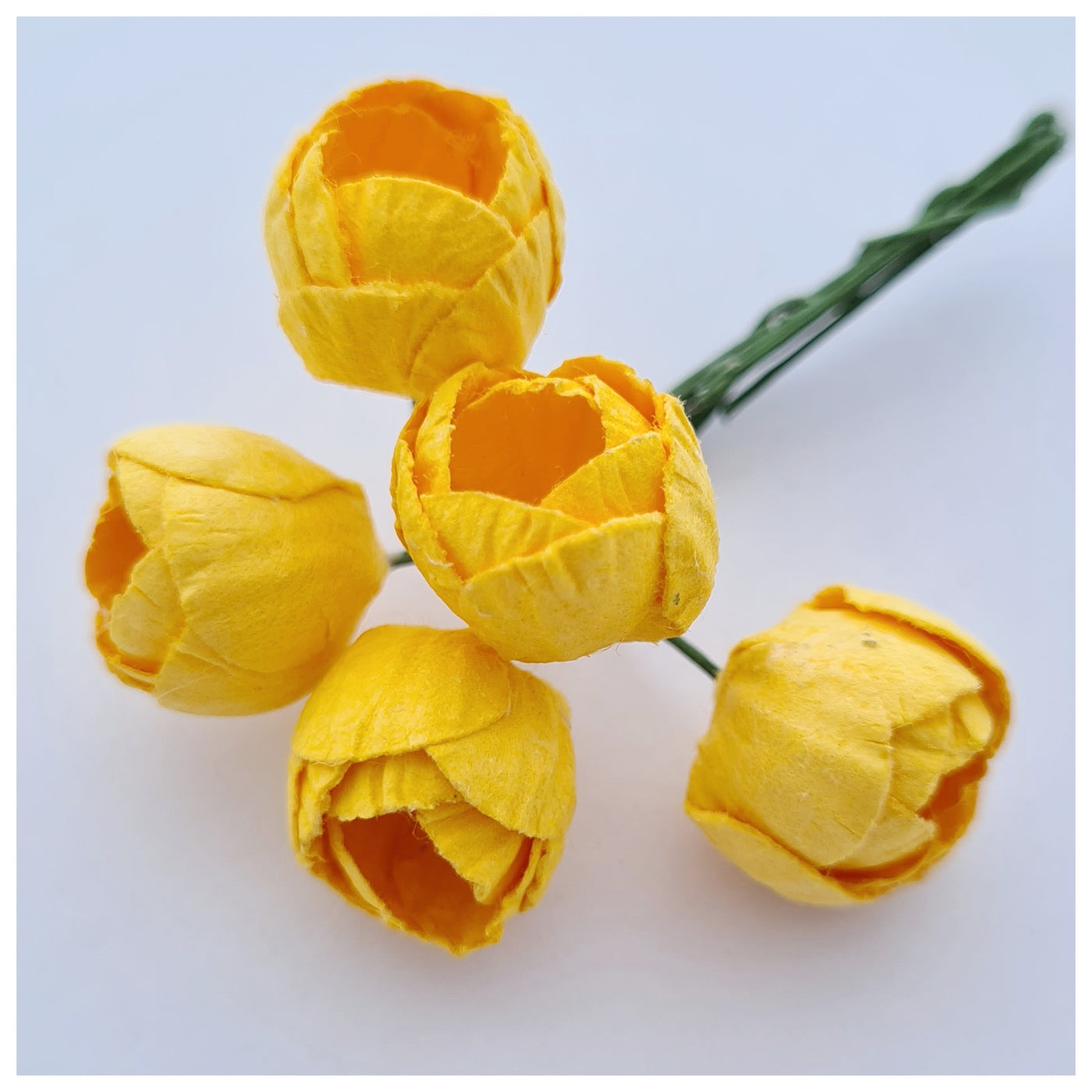 10-15mm Mulberry Paper Buttercups (Various colours. 5 stems)