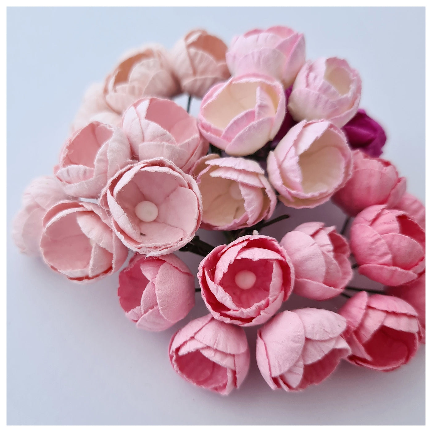10-15mm Mulberry Paper Buttercups (Various colours. 5 stems)