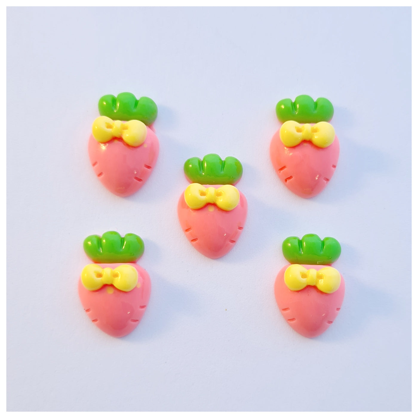 5 x Carrot Embellishments